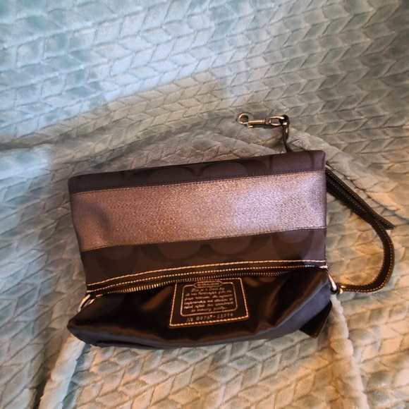 SOLD Coach Signature Stripe East West Monogram Handbag EUC - Picture 12 of 15